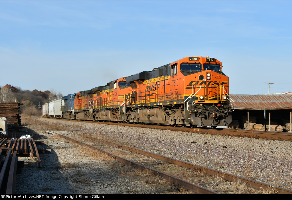 BNSF 7810